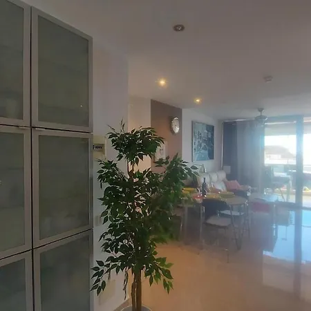 Cayey 2-bedroom Apartament *