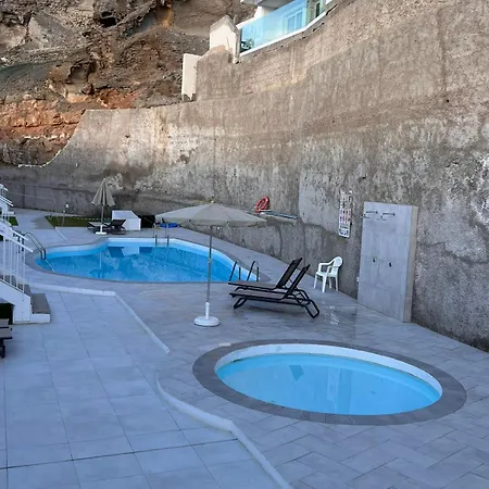 Cayey 2-bedroom *