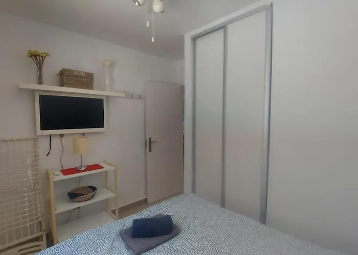 Cayey 2-bedroom